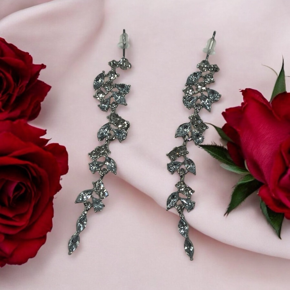 Elegant Silver Leaf Shaped Crystal Bridal Earrings
